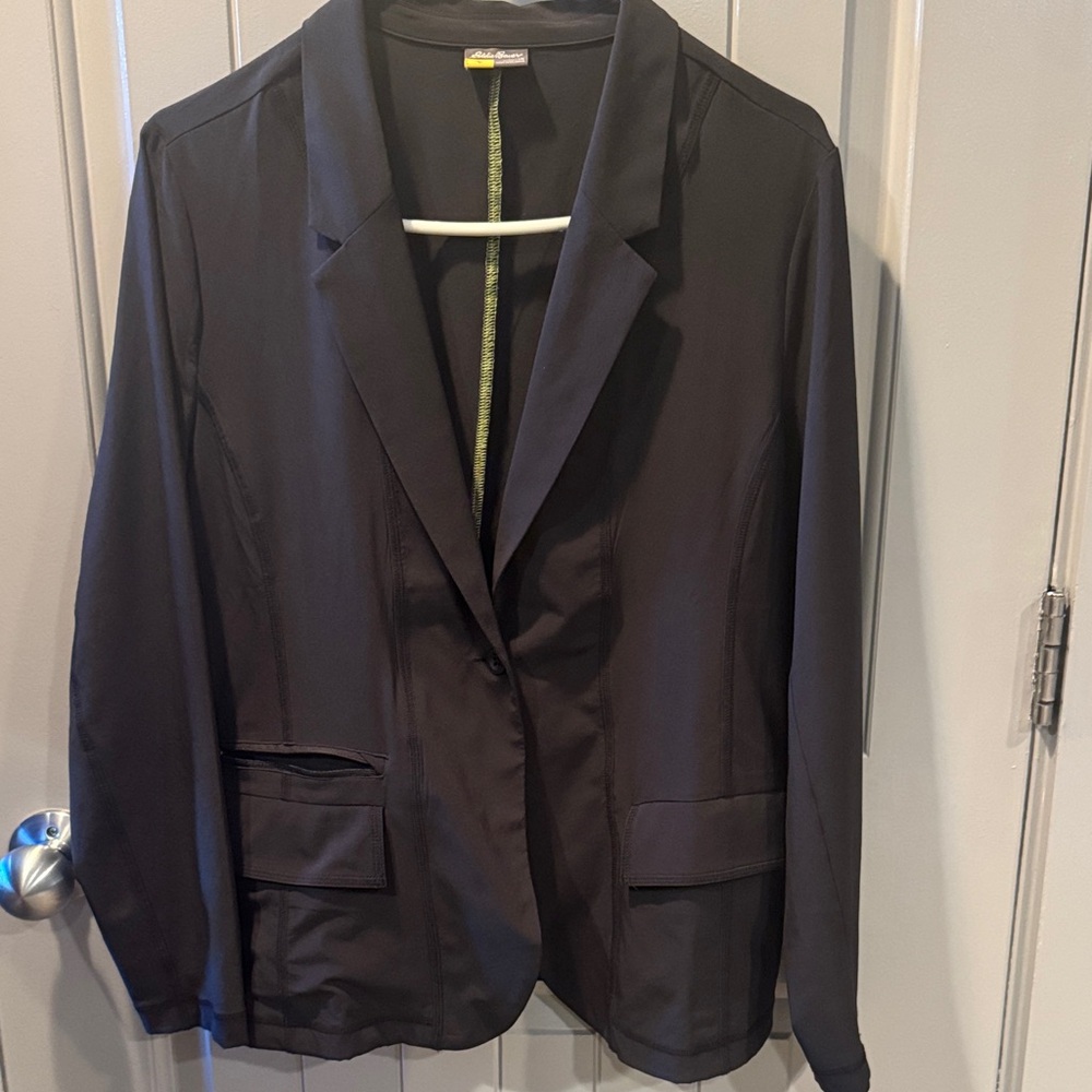 Eddie Bauer Women's Black Departure Blazer